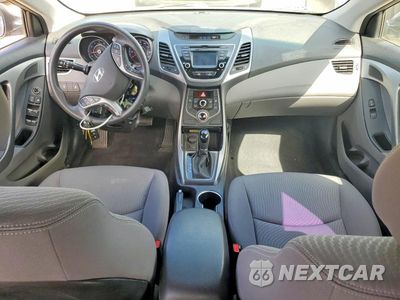 Zdjęcie 8 z 12 samochodu: 2016 HYUNDAI ELANTRA SE VIN:KMHDH4AE7GU511649 - miniatura