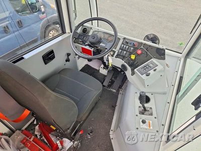 Zdjęcie 8 z 13 samochodu: 2026 AUTOCAR XSPOTTER YARD TRUCK VIN:5V4H4LF2XTH253722 - miniatura