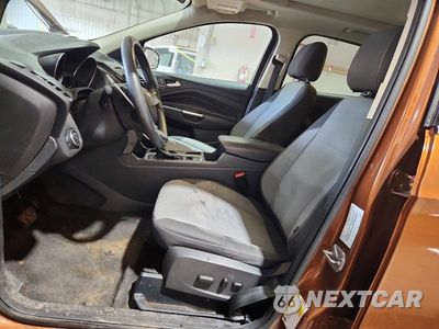 Zdjęcie 7 z 13 samochodu: 2017 FORD ESCAPE SE VIN:1FMCU9G99HUB04688 - miniatura