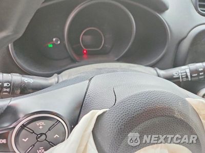 Zdjęcie 9 z 13 samochodu: 2015 KIA SOUL + VIN:KNDJP3A54F7163648 - miniatura