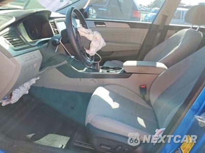 Zdjęcie 7 z 12 samochodu: 2019 HYUNDAI SONATA SEL VIN:5NPE34AFXKH769781 - miniatura