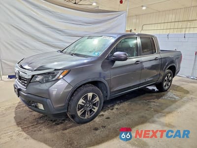 2017 HONDA RIDGELINE RTL 5FPYK3F65HB023692 - główne zdjęcie licytacji z USA - miniatura