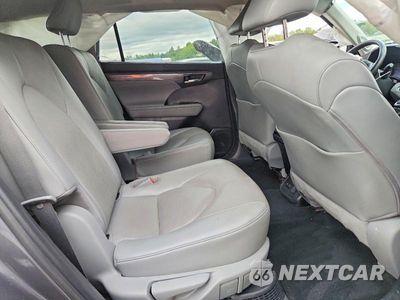 Zdjęcie 11 z 14 samochodu: 2021 TOYOTA HIGHLANDER HYBRID PLATINUM VIN:5TDEBRCH5MS063197 - miniatura