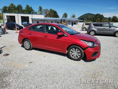 Czwarte zdjęcie samochodu z boku: 2021 HYUNDAI ACCENT SE VIN:3KPC24A64ME150126 - miniatura