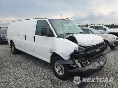 Czwarte zdjęcie samochodu z boku: 2018 CHEVROLET EXPRESS G2500 DELIVERY VAN VIN:1GCWGBFP2J1279548 - miniatura