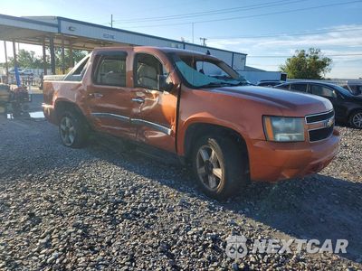 Czwarte zdjęcie samochodu z boku: 2007 CHEVROLET AVALANCHE C1500 VIN:3GNEC12067G150028 - miniatura