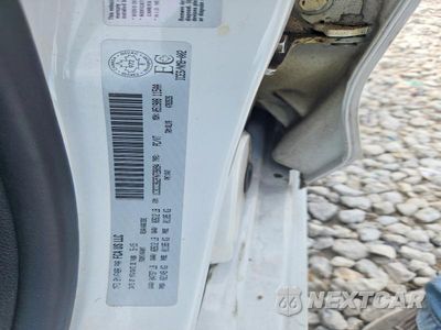 Zdjęcie 12 z 12 samochodu: 2015 CHRYSLER 200 S VIN:1C3CCCBG2FN728094 - miniatura