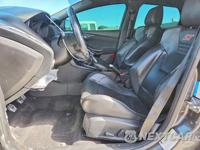 Zdjęcie 7 z 12 samochodu: 2018 FORD FOCUS ST VIN:1FADP3L9XJL312440 - miniatura