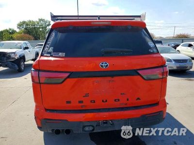 Zdjęcie 6 z 12 samochodu: 2023 TOYOTA SEQUOIA TRD PRO VIN:7SVAAABA1PX018379 - miniatura