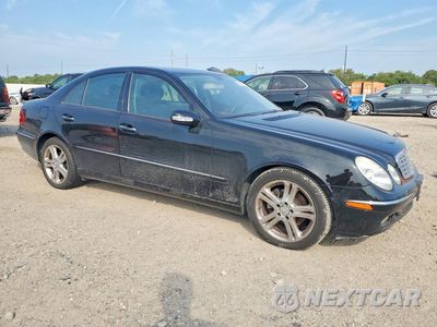 Czwarte zdjęcie samochodu z boku: 2006 MERCEDES-BENZ E 350 VIN:WDBUF56J76A964674 - miniatura