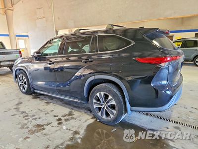 Drugie zdjęcie samochodu z przodu: 2021 TOYOTA HIGHLANDER XLE VIN:5TDHZRBHXMS539518 - miniatura