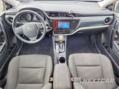 Zdjęcie 8 z 12 samochodu: 2018 TOYOTA COROLLA IM BASE VIN:JTNKARJE0JJ573718 - miniatura