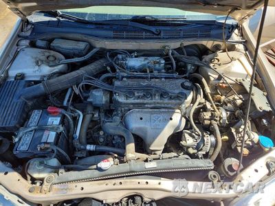 Zdjęcie 11 z 12 samochodu: 2000 HONDA ACCORD SE VIN:1HGCG5677YA043283 - miniatura