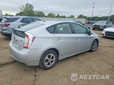 Trzecie zdjęcie samochodu z tyłu: 2015 TOYOTA PRIUS FOUR VIN:JTDKN3DU2F0394988 - miniatura