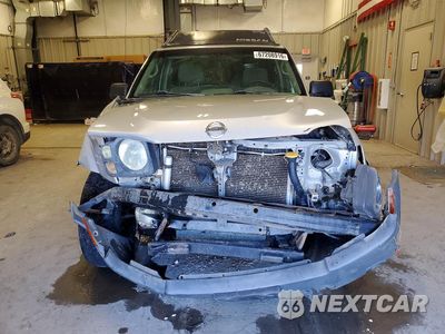 Piąte zdjęcie samochodu w środku: 2004 NISSAN XTERRA XE VIN:5N1ED28Y14C627712 - miniatura