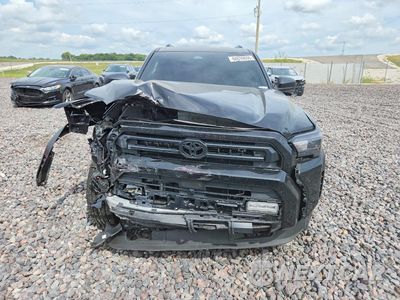 Piąte zdjęcie samochodu w środku: 2025 TOYOTA 4RUNNER SR5 VIN:JTEVA5BR5S5049904 - miniatura