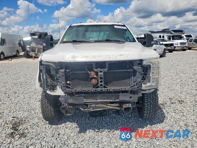 Piąte zdjęcie samochodu w środku: 2017 FORD F350 SUPER DUTY VIN:1FT8W3DT9HEE02394 - miniatura