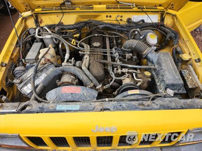 Zdjęcie 12 z 13 samochodu: 2001 JEEP CHEROKEE SPORT VIN:1J4FF48S91L584088 - miniatura