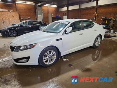2011 KIA OPTIMA EX KNAGN4A79B5082834 - główne zdjęcie licytacji z USA - miniatura