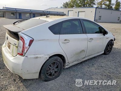 Trzecie zdjęcie samochodu z tyłu: 2014 TOYOTA PRIUS THREE VIN:JTDKN3DUXE0382246 - miniatura