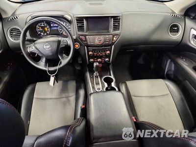 Zdjęcie 8 z 13 samochodu: 2020 NISSAN PATHFINDER SV VIN:5N1DR2BM3LC608581 - miniatura