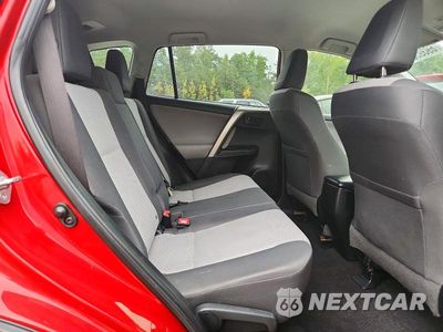 Zdjęcie 11 z 13 samochodu: 2014 TOYOTA RAV4 LE VIN:JTMZFREV7EJ005437 - miniatura