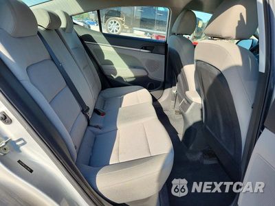 Zdjęcie 10 z 12 samochodu: 2018 HYUNDAI ELANTRA SEL VIN:5NPD84LF2JH238003 - miniatura