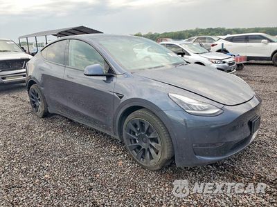 Czwarte zdjęcie samochodu z boku: 2020 TESLA MODEL Y VIN:5YJYGDEF9LF002886 - miniatura