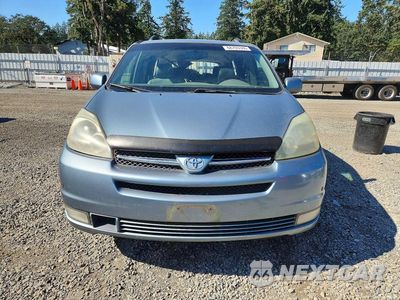 Piąte zdjęcie samochodu w środku: 2004 TOYOTA SIENNA XLE LIMITED 7 PASSENGER VIN:5TDBA22C84S027832 - miniatura