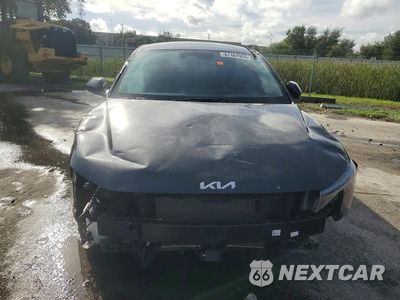 Piąte zdjęcie samochodu w środku: 2025 KIA K4 LXS VIN:3KPFT4DE0SE218478 - miniatura