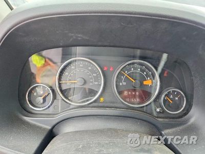 Zdjęcie 9 z 13 samochodu: 2014 JEEP COMPASS LATITUDE VIN:1C4NJDEB5ED621447 - miniatura