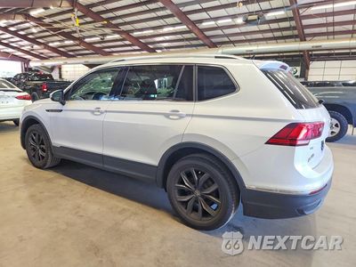 Drugie zdjęcie samochodu z przodu: 2023 VOLKSWAGEN TIGUAN SE VIN:3VV3B7AX7PM020721 - miniatura