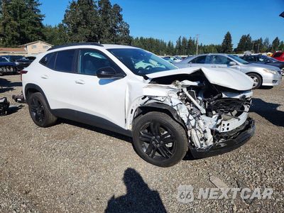 Czwarte zdjęcie samochodu z boku: 2025 CHEVROLET TRAX ACTIV VIN:KL77LKEP8SC199739 - miniatura