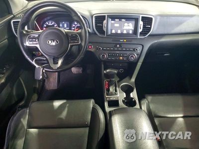 Zdjęcie 8 z 13 samochodu: 2017 KIA SPORTAGE EX VIN:KNDPNCAC1H7300451 - miniatura