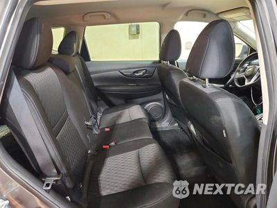 Zdjęcie 11 z 13 samochodu: 2019 NISSAN ROGUE SV VIN:KNMAT2MV9KP547436 - miniatura