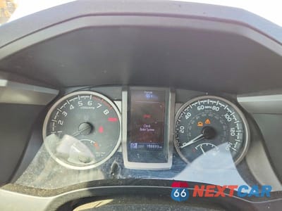 Zdjęcie 9 z 12 samochodu: 2016 TOYOTA TACOMA LIMITED VIN:5TFGZ5AN4GX035511 - miniatura