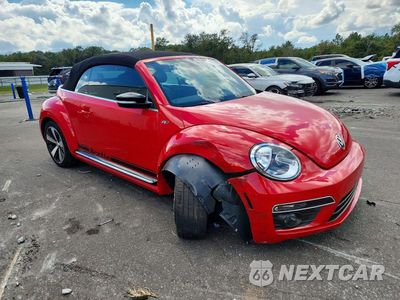 Czwarte zdjęcie samochodu z boku: 2014 VOLKSWAGEN BEETLE TURBO VIN:3VW7S7AT2EM801539 - miniatura