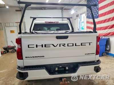 Zdjęcie 6 z 12 samochodu: 2023 CHEVROLET SILVERADO K1500 CUSTOM VIN:3GCPDBEK4PG129678 - miniatura