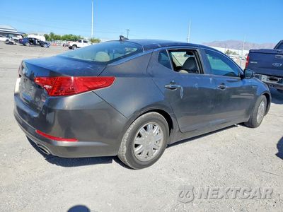 Trzecie zdjęcie samochodu z tyłu: 2013 KIA OPTIMA LX VIN:5XXGM4A72DG212845 - miniatura