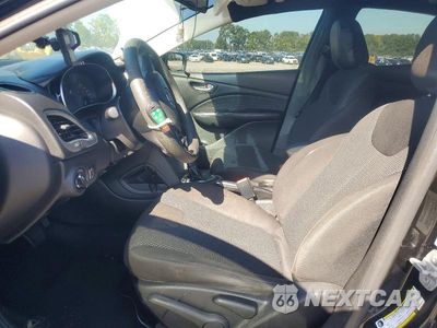 Zdjęcie 7 z 12 samochodu: 2015 DODGE DART SE VIN:1C3CDFAA4FD433547 - miniatura