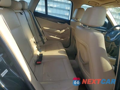 Zdjęcie 11 z 13 samochodu: 2014 BMW X1 XDRIVE35I VIN:WBAVM5C57EVV91434 - miniatura