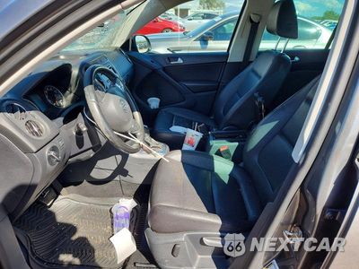Zdjęcie 7 z 12 samochodu: 2014 VOLKSWAGEN TIGUAN S VIN:WVGAV3AX2EW553834 - miniatura
