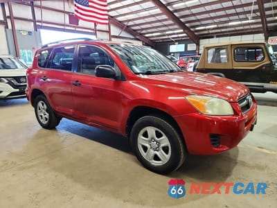 Czwarte zdjęcie samochodu z boku: 2010 TOYOTA RAV4 BASE VIN:JTMBF4DV6AD037598 - miniatura