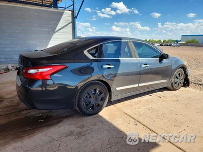 Trzecie zdjęcie samochodu z tyłu: 2016 NISSAN ALTIMA 2.5 S VIN:1N4AL3AP3GN346927 - miniatura