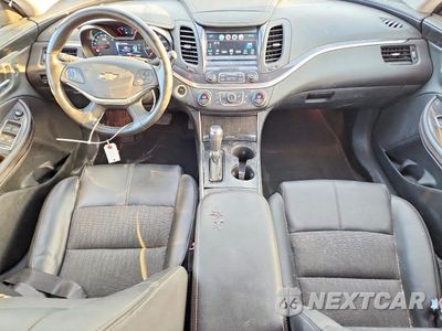 Zdjęcie 8 z 12 samochodu: 2018 CHEVROLET IMPALA LT VIN:1G1105SA9JU104464 - miniatura