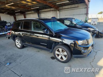 Czwarte zdjęcie samochodu z boku: 2015 JEEP COMPASS SPORT VIN:1C4NJCBB2FD274787 - miniatura