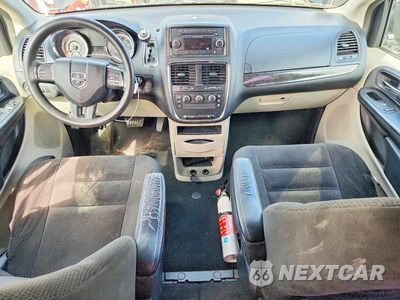 Zdjęcie 8 z 13 samochodu: 2016 DODGE GRAND CARAVAN SE VIN:2C4RDGBG1GR368900 - miniatura