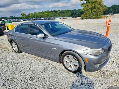 Czwarte zdjęcie samochodu z boku: 2013 BMW 528 I VIN:WBAXG5C56DDY33067 - miniatura