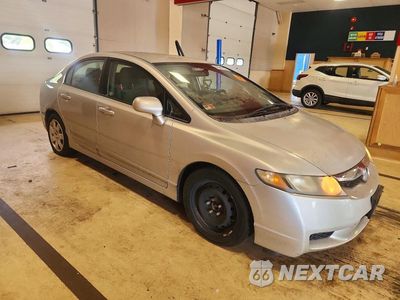 Czwarte zdjęcie samochodu z boku: 2010 HONDA CIVIC LX VIN:2HGFA1F58AH319600 - miniatura
