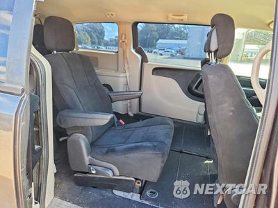Zdjęcie 11 z 13 samochodu: 2015 DODGE GRAND CARAVAN SE VIN:2C4RDGBGXFR738756 - miniatura